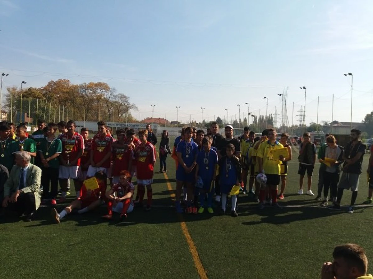 Copii din cadrul CTF Sântana au participat la competiția fotbalistică „Toamna Orădeană”
