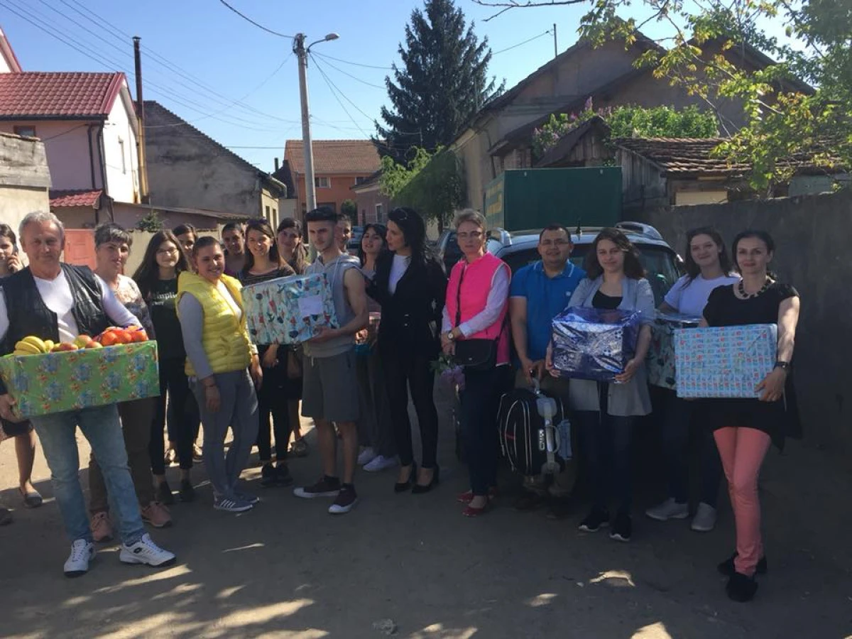 Copil de opt ani din Arad, ajutat de studenții de la Asistență Socială