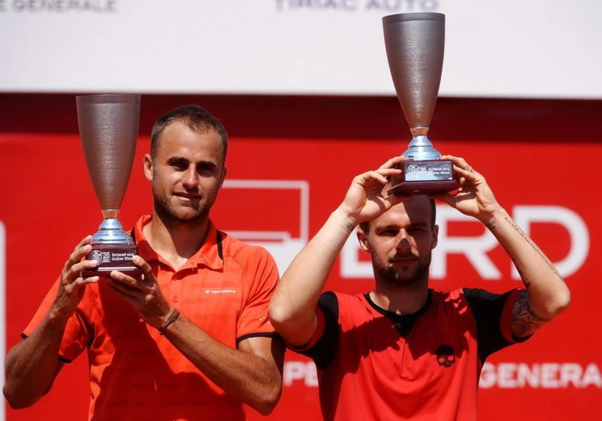 COPIL SI UNGUR AU CASTIGAT FINALA DE DUBLU A TURNEULUI BRD NASTASE TIRIAC TROPHY