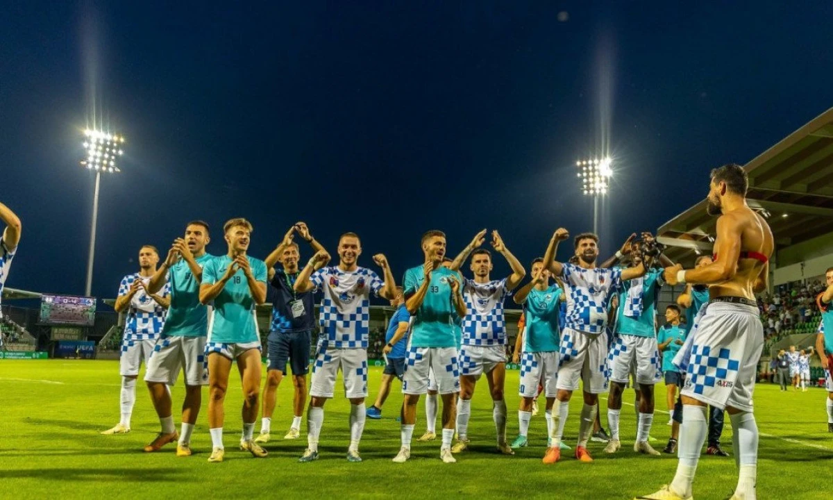 Corvinul Hunedoara s-a calificat în turul doi preliminar din Europa League