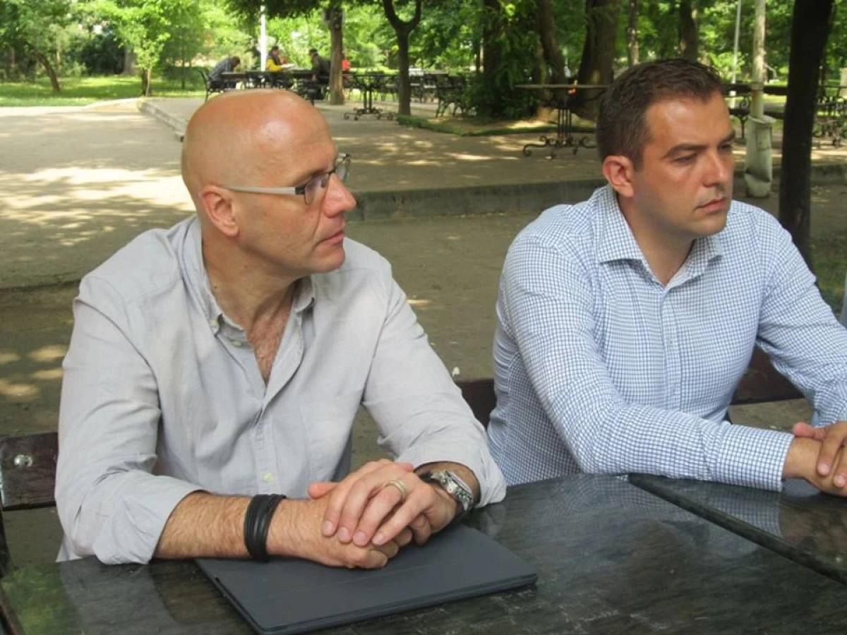 COSTEA RENUNȚĂ LA CANDIDATURĂ ȘI ÎL SPRIJINĂ PE BULUMAC