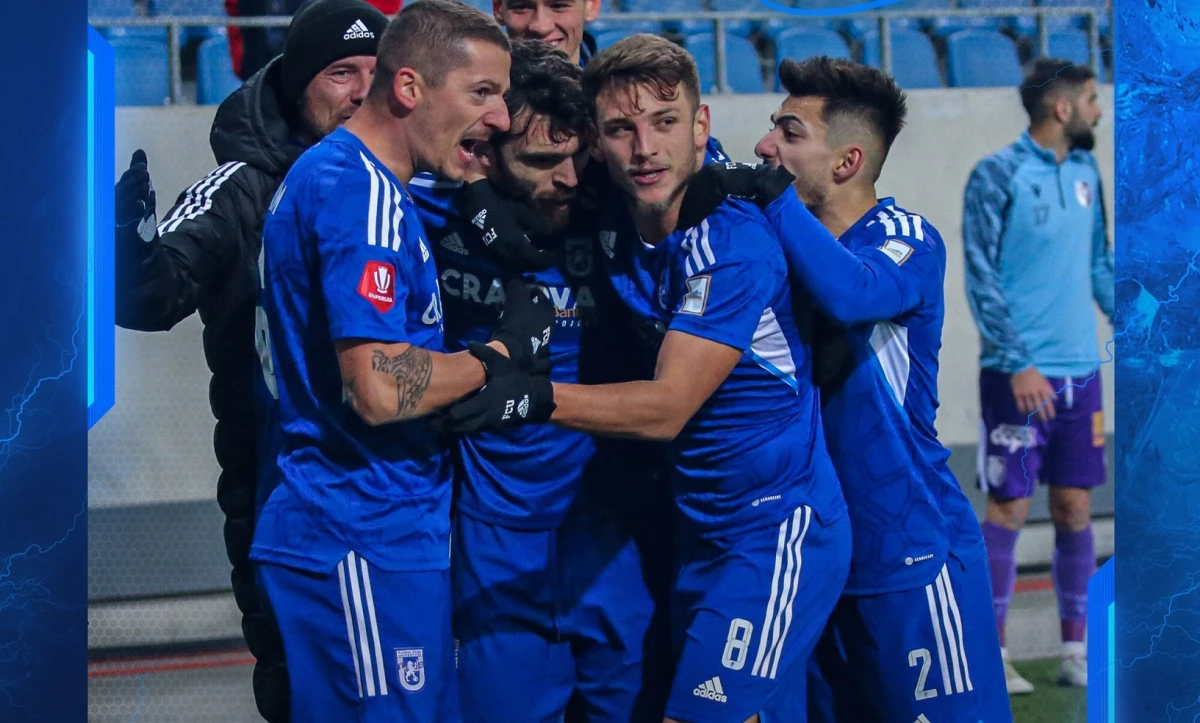 Craiova lui Napoli evadează din zona retrogradabilă, Rapid și Petrolul încheie etapa de Superligă