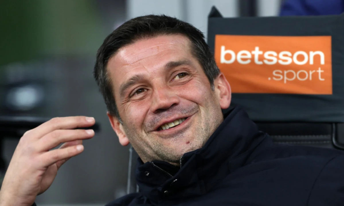 Cristi Chivu, desemnat antrenorul lunii decembrie în Serie A