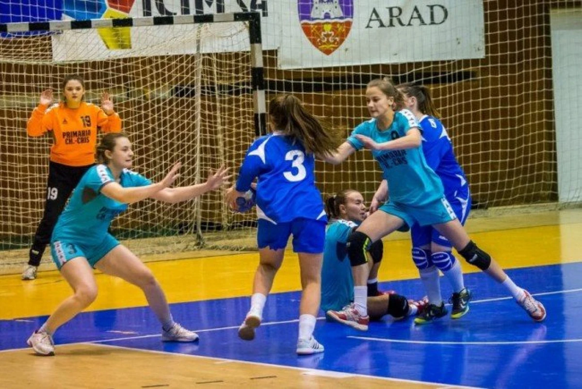 Crişul a cedat sub Tîmpa. Miercuri, meci cu Timişoara