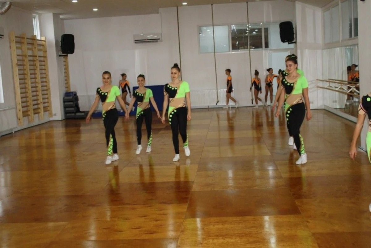 CS UNIVERSITATEA ARAD A INAUGURAT UN COMPLEX DE GIMNASTICA AEROBICA (FOTO)