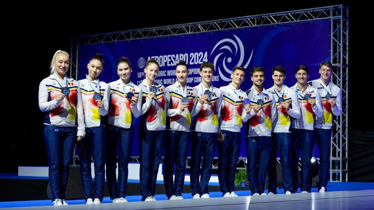 CS Universitatea Arad are doi gimnaști dublu vicecampioni mondiali de seniori la aerobic!