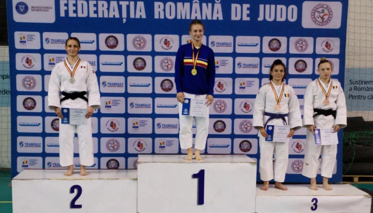 CS Universitatea Arad are două senioare medaliate la Naționalele de judo