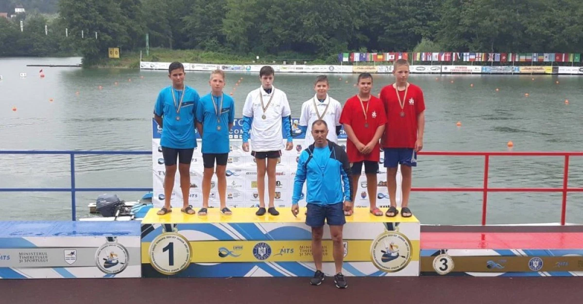 CSM Arad are campioni naţionali de cadeţi, la kaiac-canoe