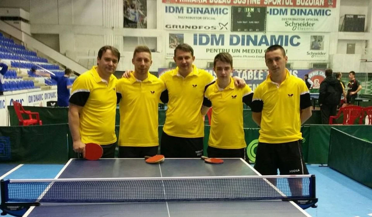 CSM ARAD ESTE CA SI PROMOVATA IN SUPERLIGA MASCULINA DE TENIS DE MASA!