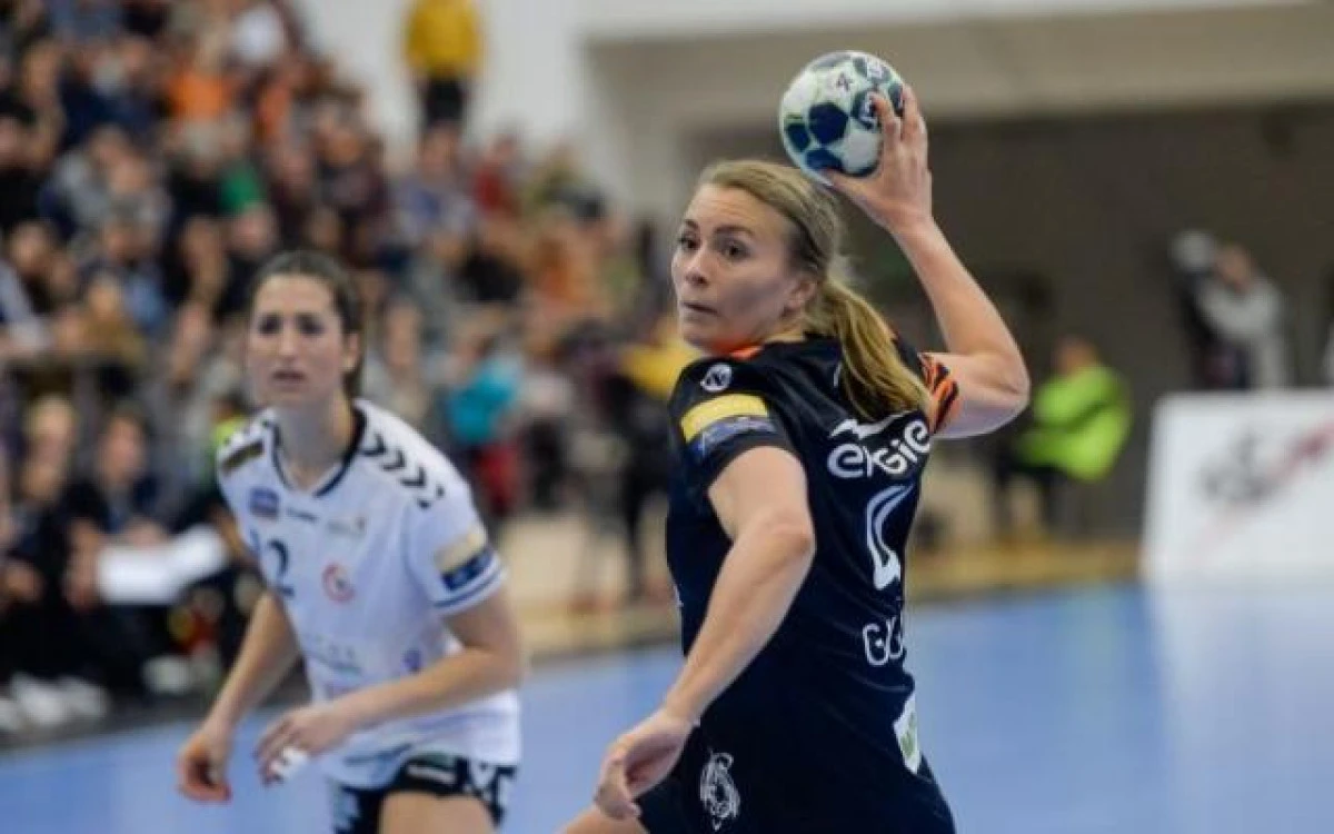 CSM Bucureşti îşi apără, la Budapesta, trofeul Ligii Campionilor