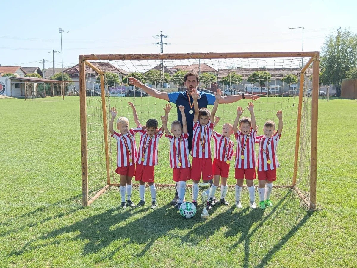 CSȘ Gloria Arad 2018 a luat trofeul la “Timișoara Football Cup”! (FOTO)