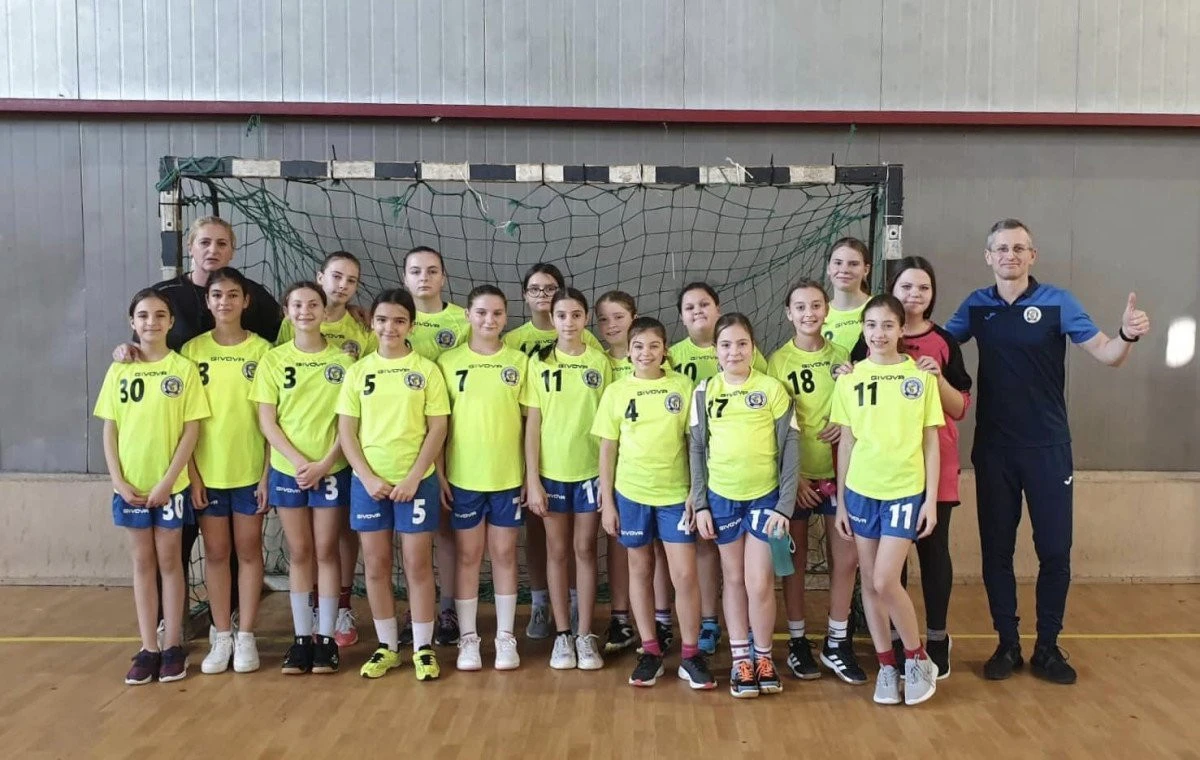 CSȘ Gloria Arad are echipă de junioare IV în campionatul județean de handbal