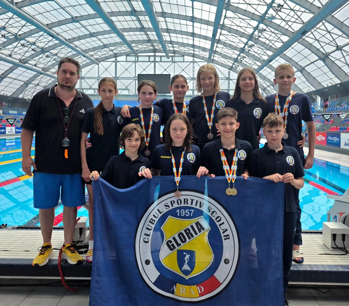 CSS Gloria Arad, rezultate remarcabile la Campionatul Național de înot pentru cadeți. Darius Henț, dublu campion național