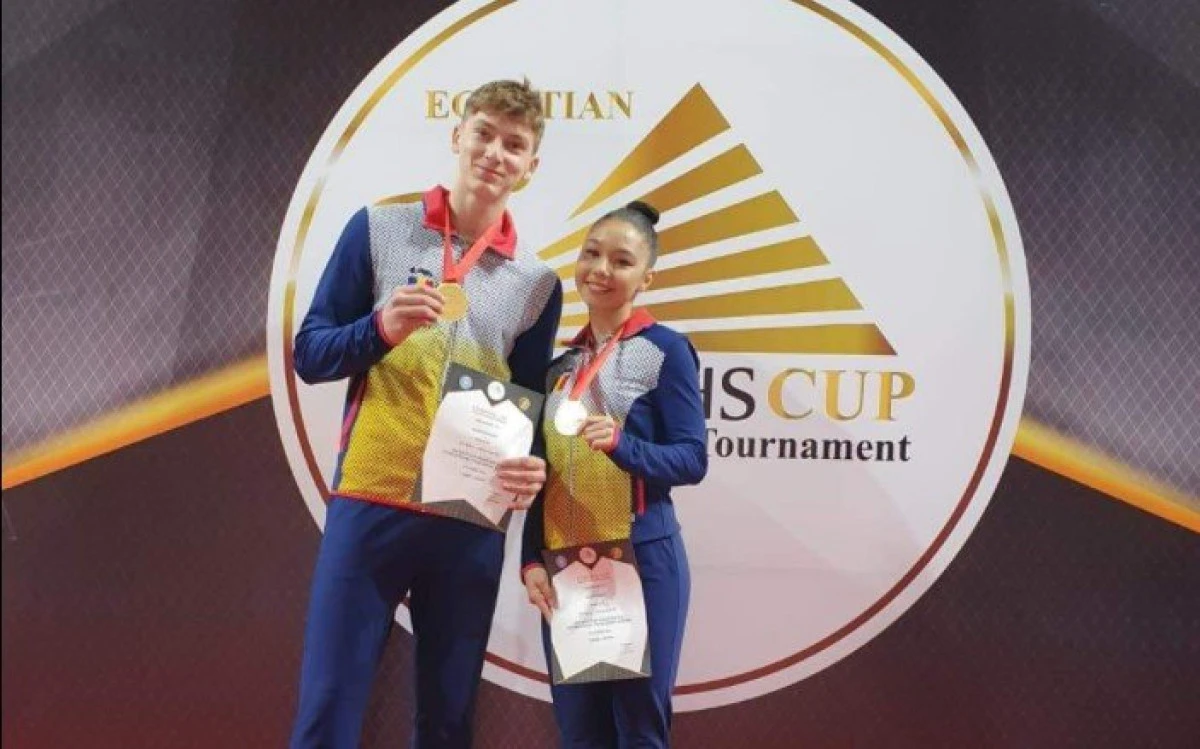 CSU Arad dă doi medaliaţi la Mondialul juniorilor de aerobic! Darius Branda, de trei ori pe podium