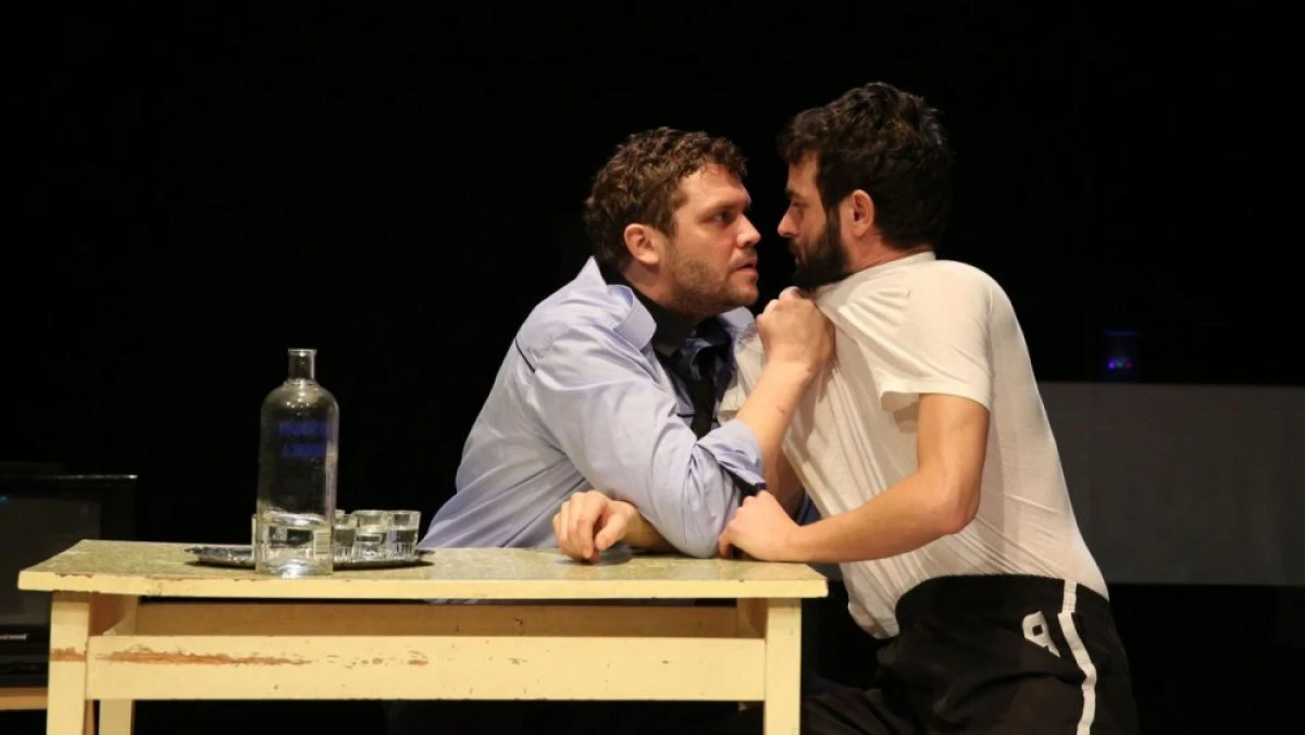 Cu ce surprize ne așteaptă teatrul arădean în acest weekend