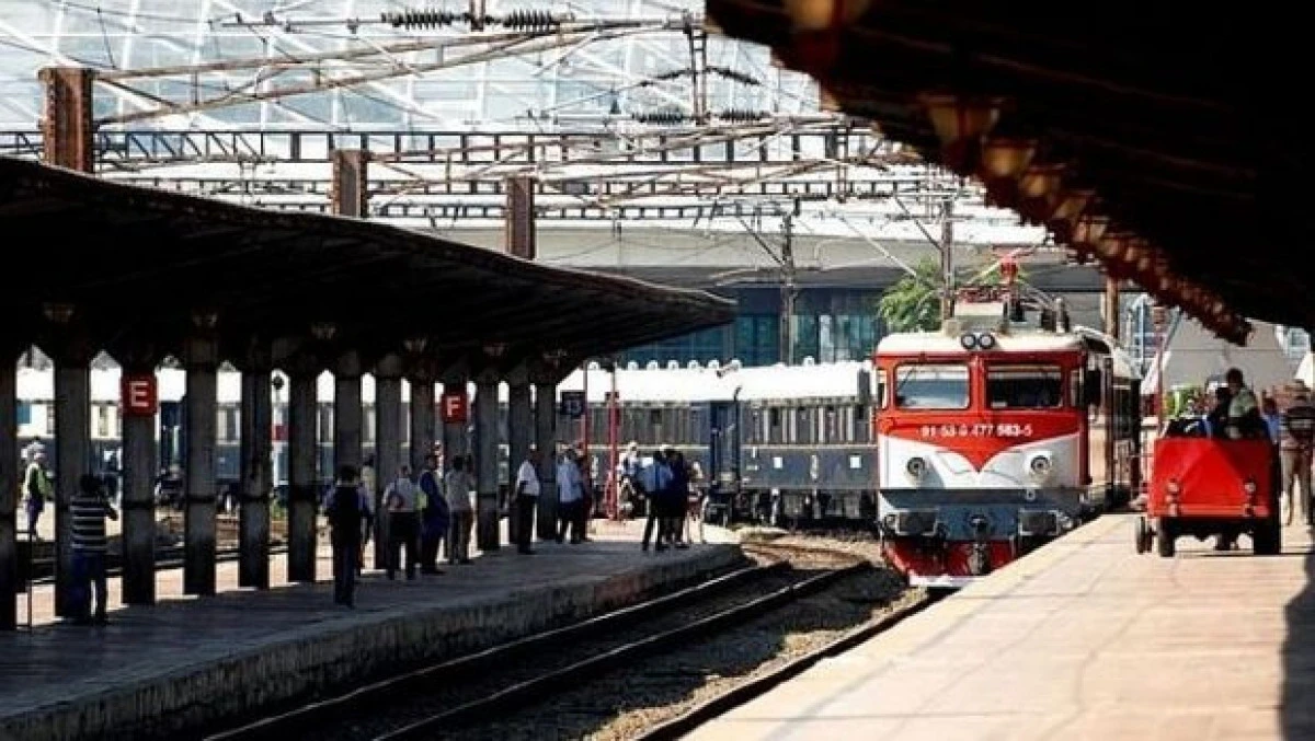 Cu trenul la Istanbul, Salonic şi Sofia