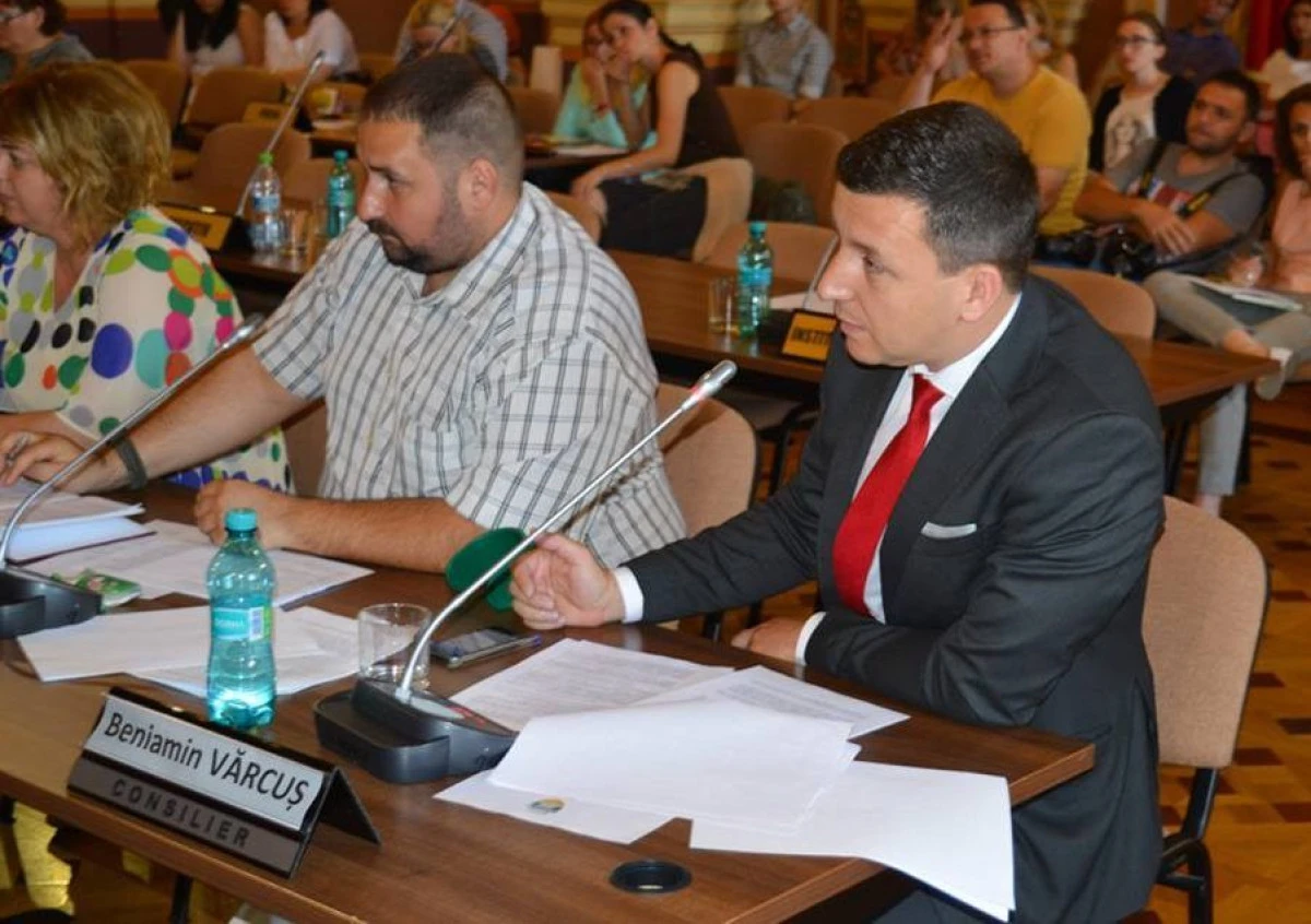 CULTUL PERSONALITĂŢII LUI FALCĂ NE COSTĂ 5 MILIOANE DE EURO ÎN 2016