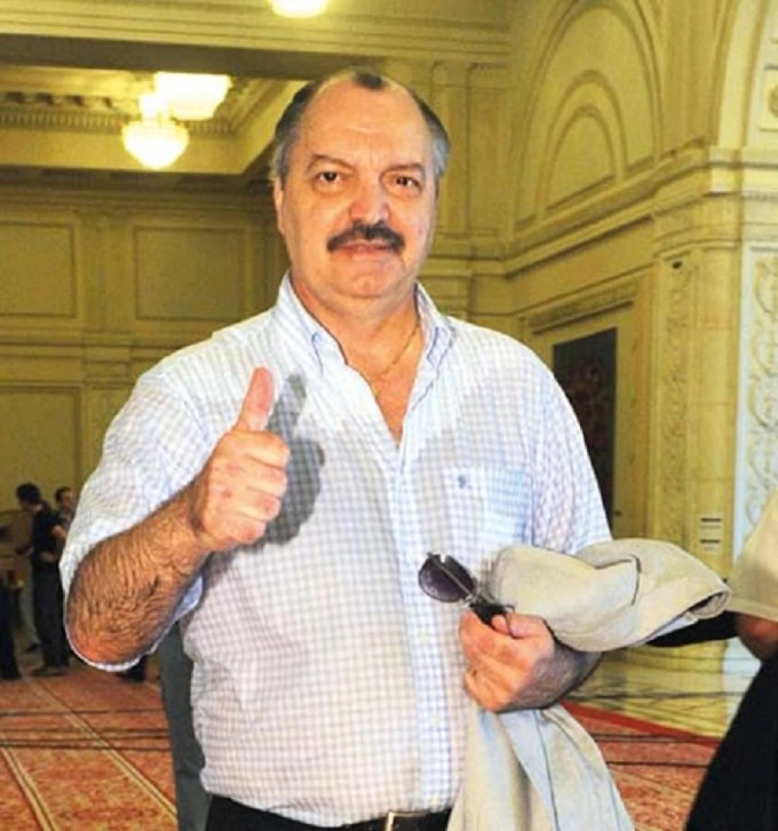 Cum a ajuns Victor Socaciu să primească doi rinichi de la o fetiță de 10 ani
