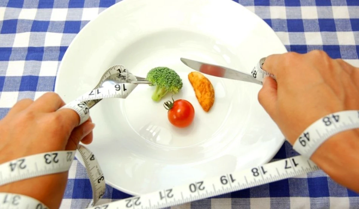 CUM CALCULEZI CATE CALORII AI NEVOIE ZILNIC