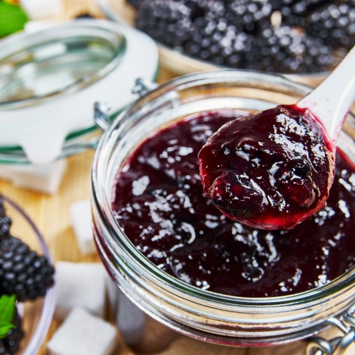 Cum preparăm cea mai bună dulceață de mure
