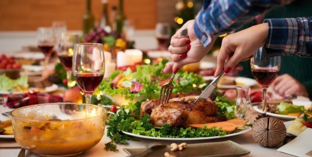 Cum putem trece peste excesele alimentare făcute de sărbători