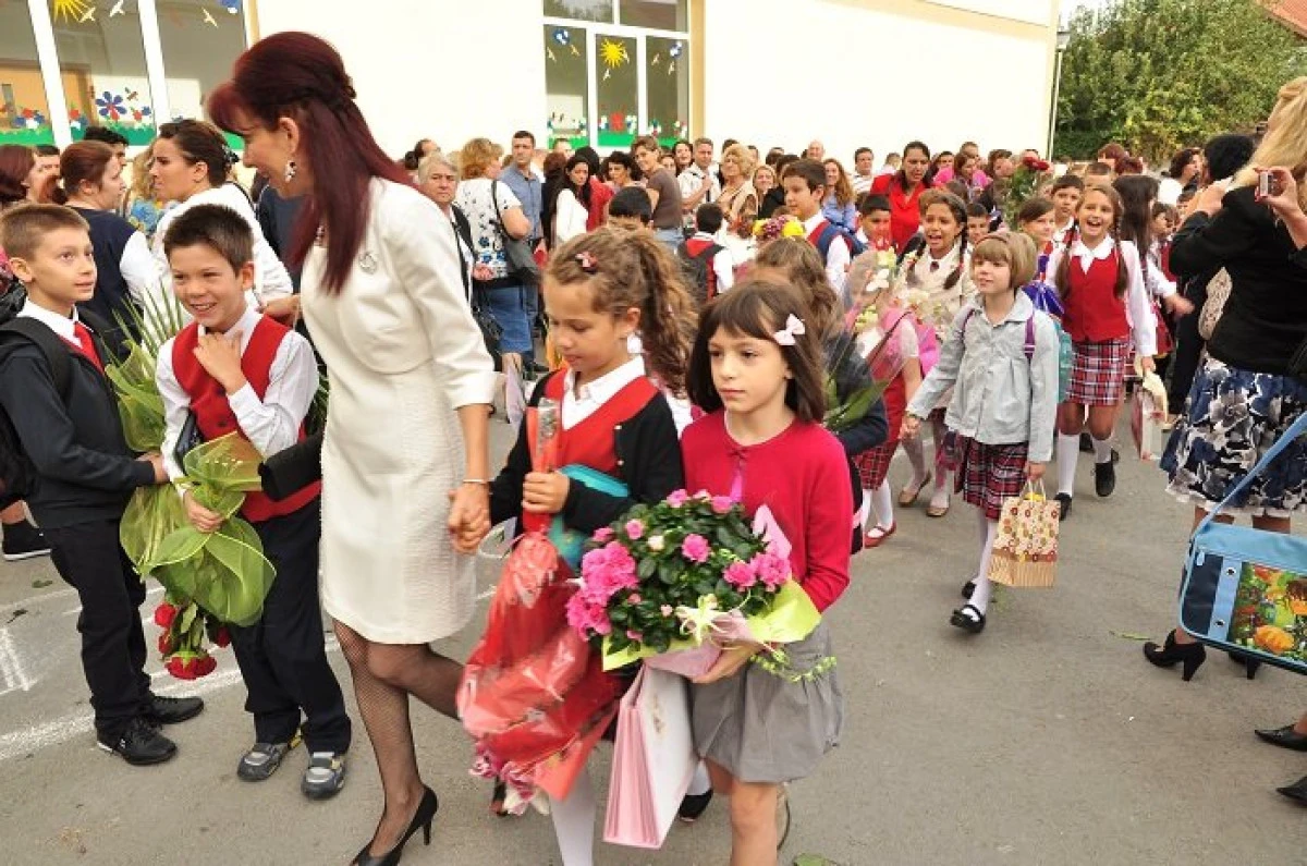 Cum s-ar putea schimba structura anului școlar de anul viitor