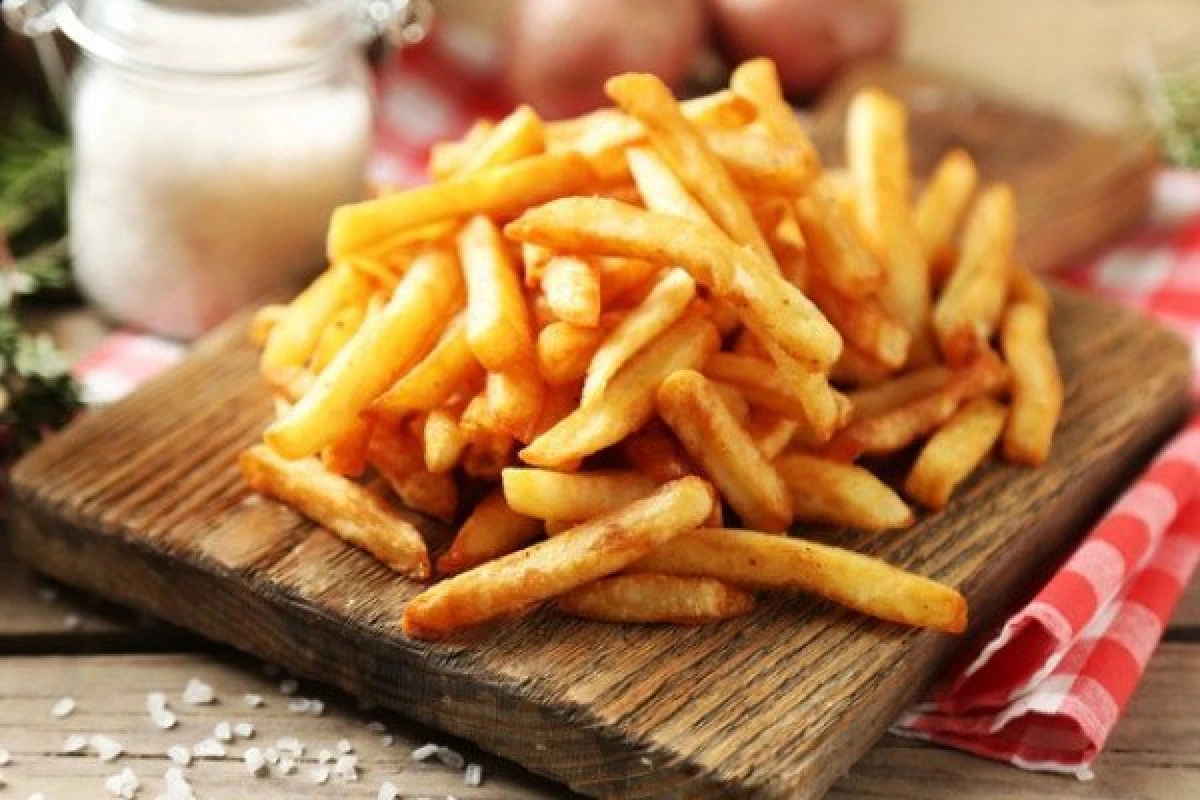 Cum să faci cartofi pai la cuptor, pas cu pas