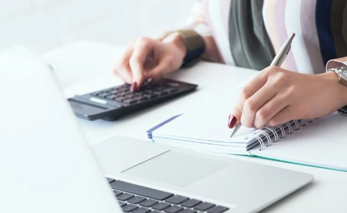 Cum se utilizează corect calculatorul de credit și se calculează rata dobânzii
