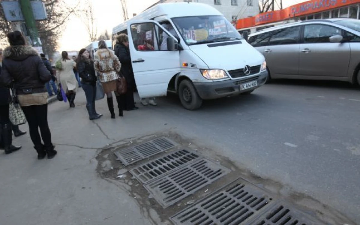 CURSELE ILEGALE BAGA IN FALIMENT FIRMELE DE TRANSPORT DIN ARAD