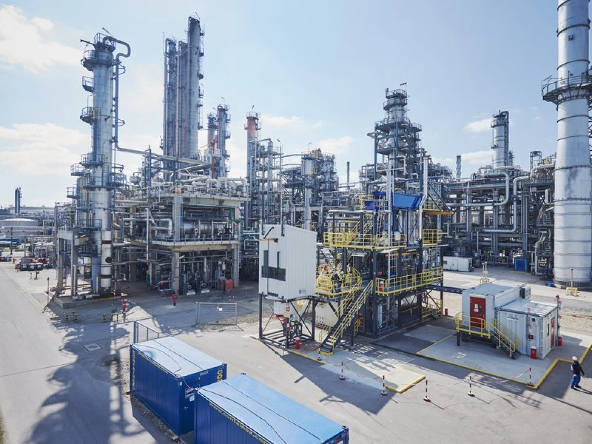 Cutremur pe piața gazelor din Europa: OMV a întrerupt contractul cu Gazprom