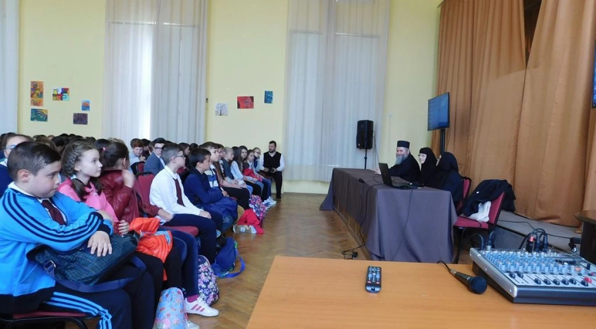 CUVIOASA MAICĂ MAGDALENA, LA COLEGIUL „ELENA GHIBA BIRTA“