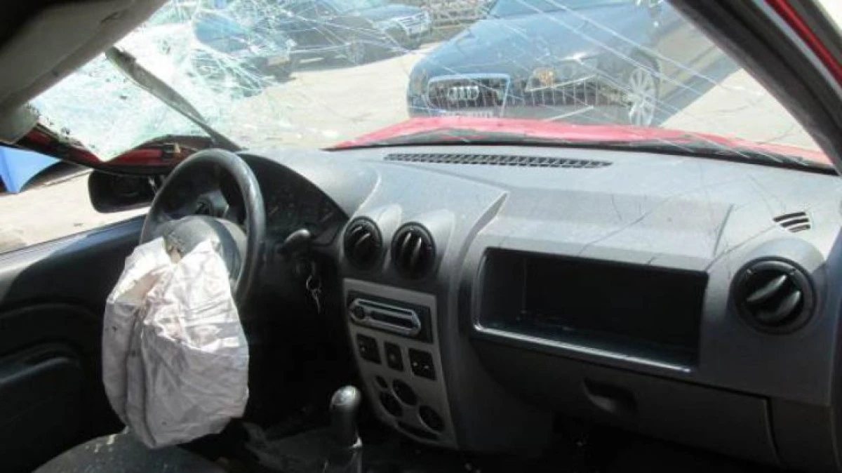 Dacia cheamă peste 13.000 de vehicule pentru înlocuirea airbagului