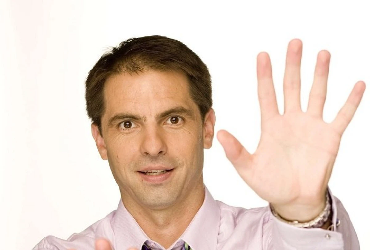 Dan Negru, operat de urgență