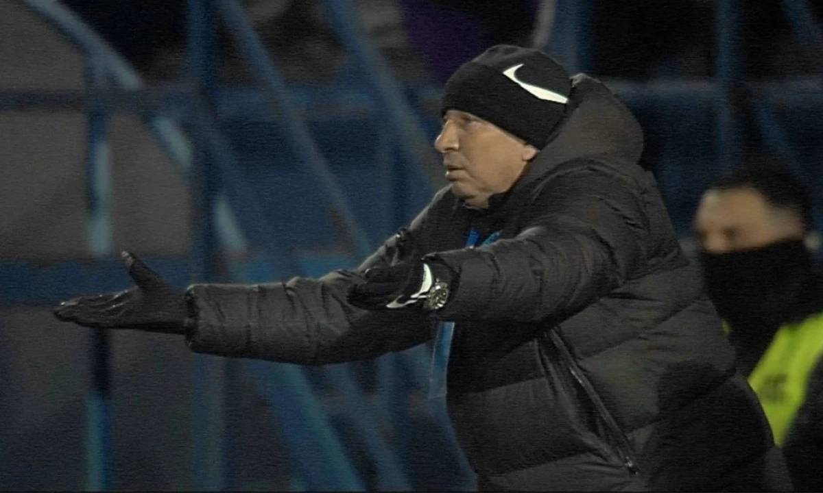 Dan Petrescu are absențe importante la meciul de joi, cu UTA. „Tună și fulgeră” pentru programare și... Roger!