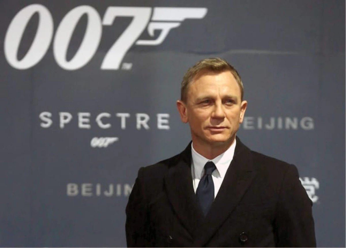 Daniel Craig va juca încă o dată rolul James Bond