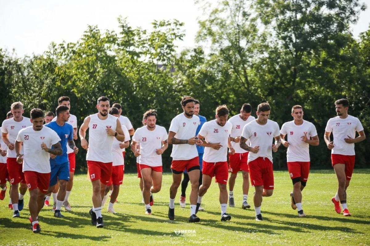 Debut furtunos pe prima scenă, în curtea "Regelui" Hagi: UTA vrea să aibă Viitor în Liga 1!