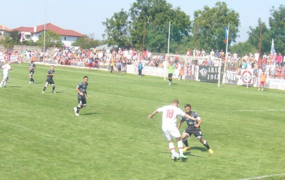 DEBUT NEFERICIT IN ESALONUL SECUND: UTA BATRANA DOAMNA - GAZ METAN MEDIAS 1-2 (VIDEO)