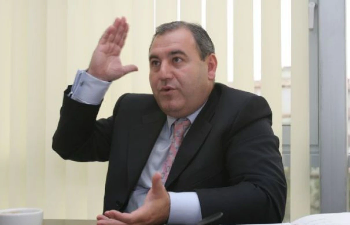 DECEPTIONAT PROFUND DE FOSTA IUBIRE DE 27 DE ANI, DORIN COCOS A TRECUT LA URMATORUL NIVEL: O IUBIRE DE 29 DE ANI