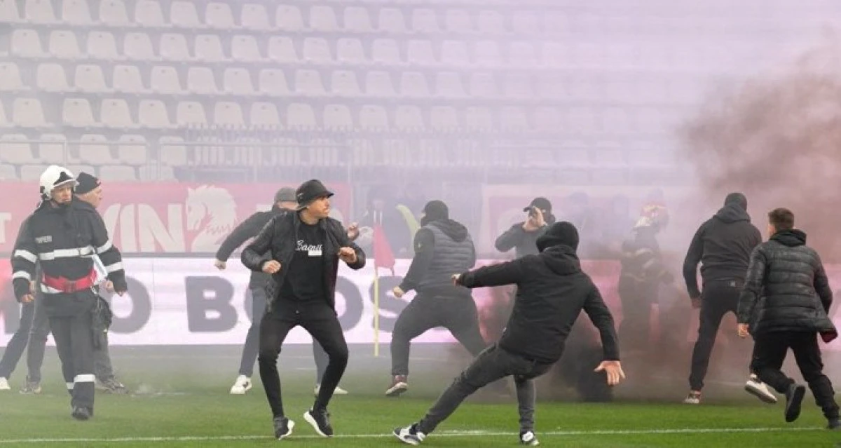 Decizie scandaloasă, după incidentele de la Dinamo - UTA: patru etape fără spectatori pentru ambele echipe și amenzi uriașe!