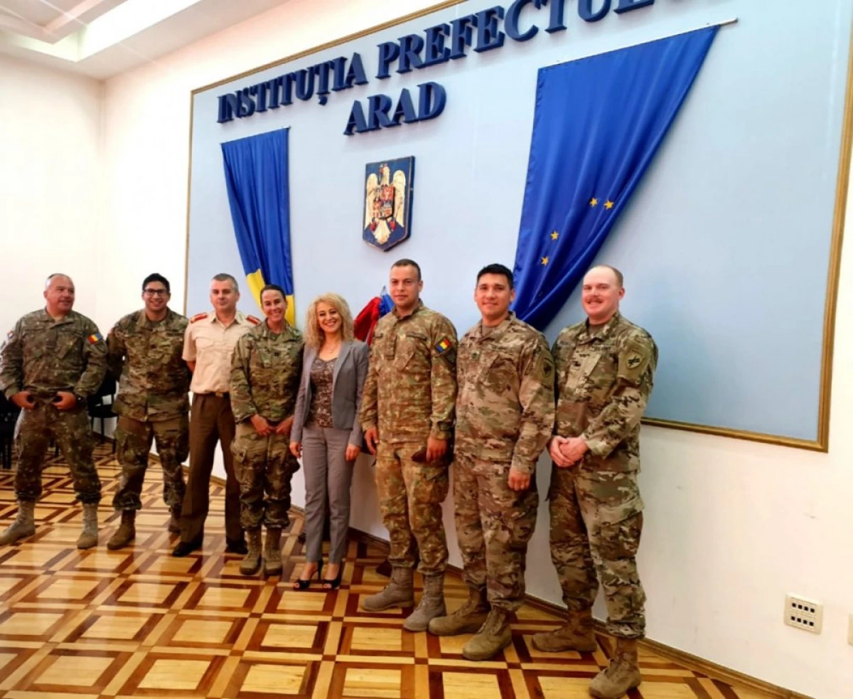 Delegație militară mixtă româno-americană, în vizită la Prefectura Arad