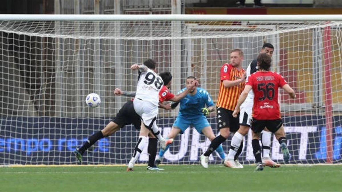 Dennis Man a marcat primul său gol în Serie A şi i-a adus un punct Parmei