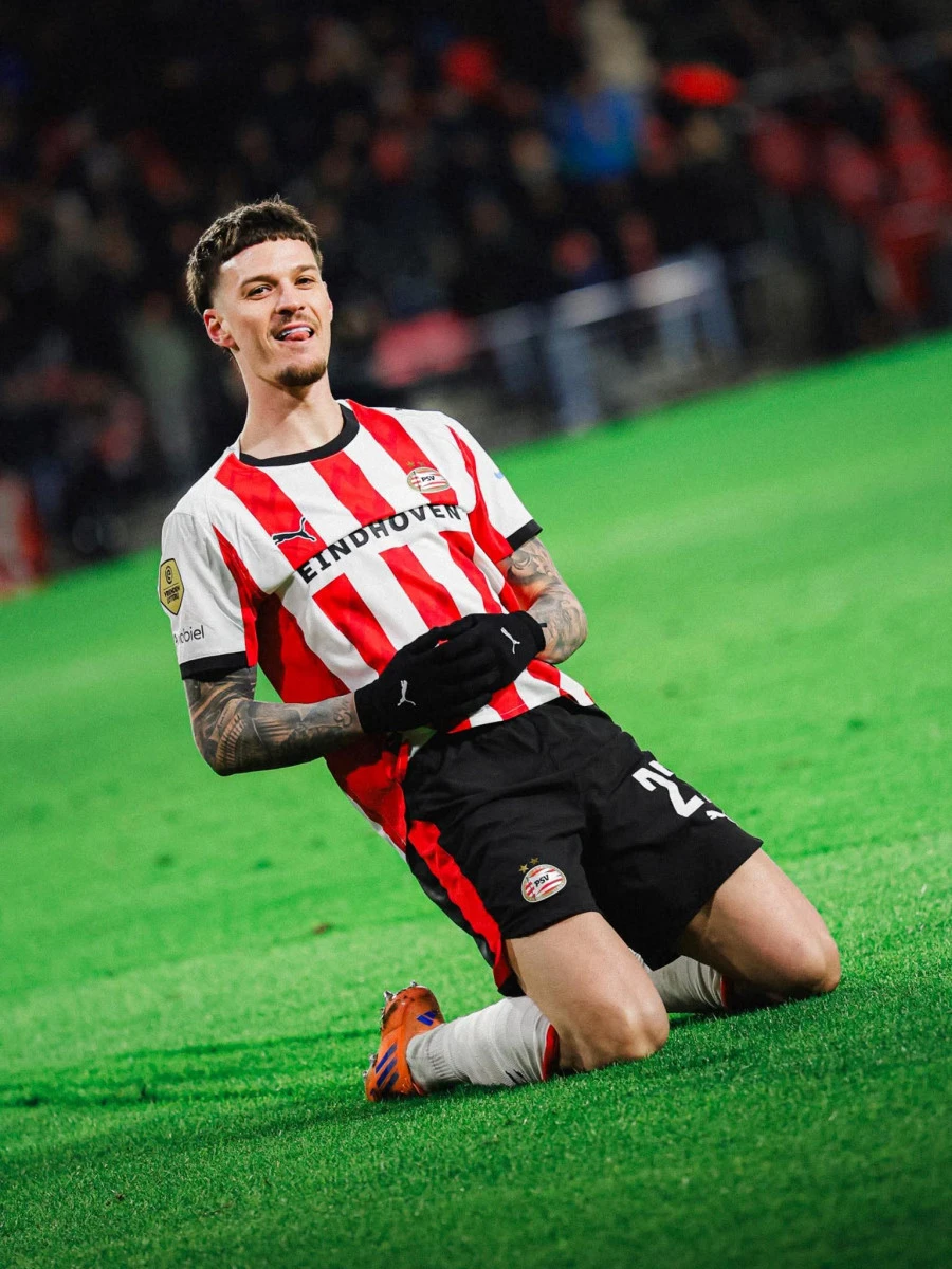Dennis Man începe 2026 în forță: gol și pasă decisivă în victoria categorică a lui PSV
