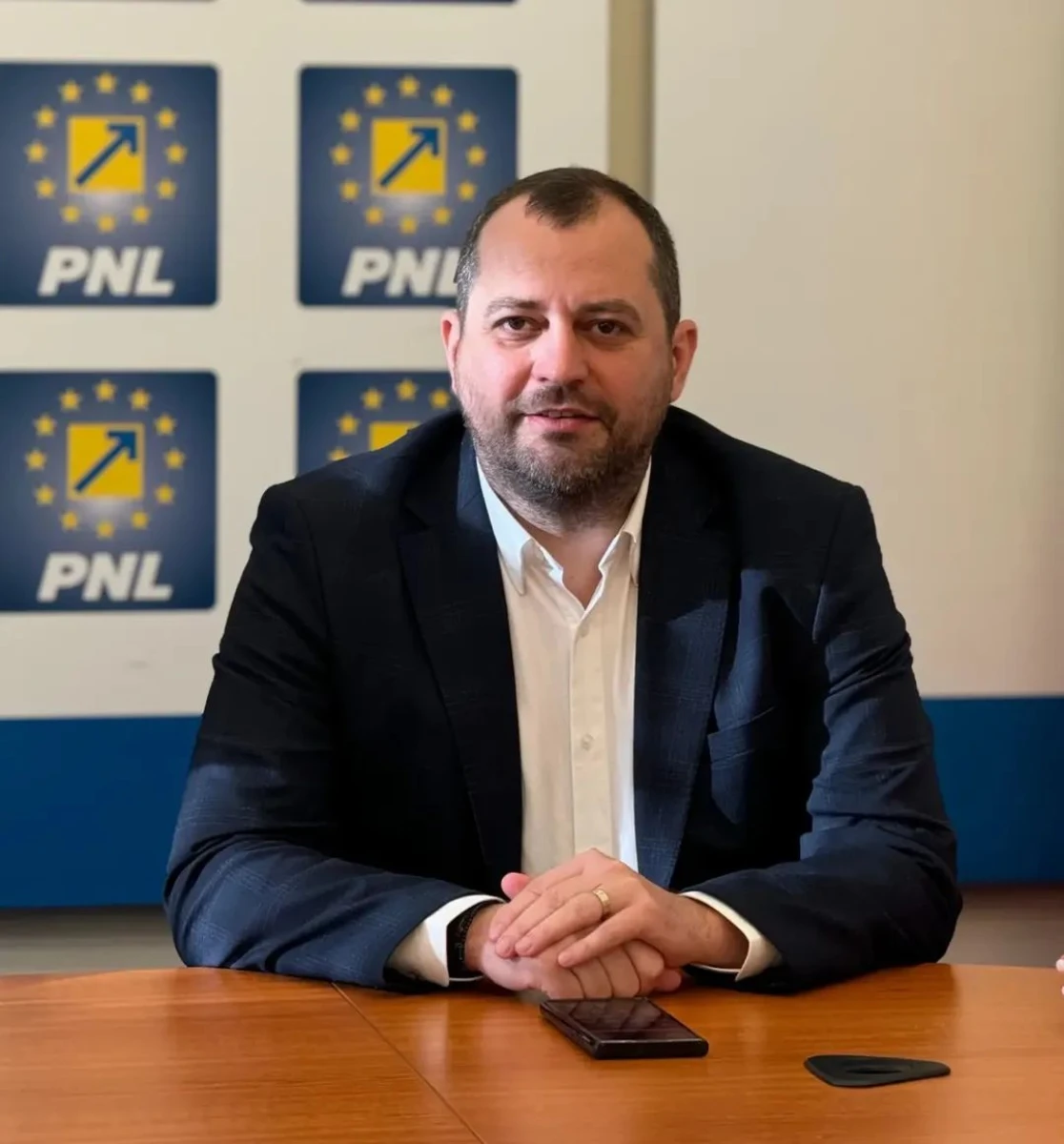 Deputat Răzvan Cadar: Votez Guvernul Luca Niculescu pentru a opri criza politică, dar nu susțin miniștrii PSD