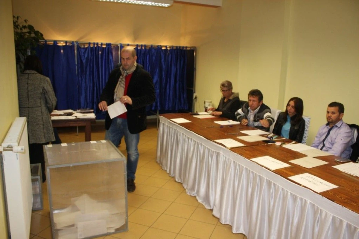 DEPUTATII CAPRAR SI MADUTA AU VOTAT PENTRU O SOCIETATE MAI BUNA
