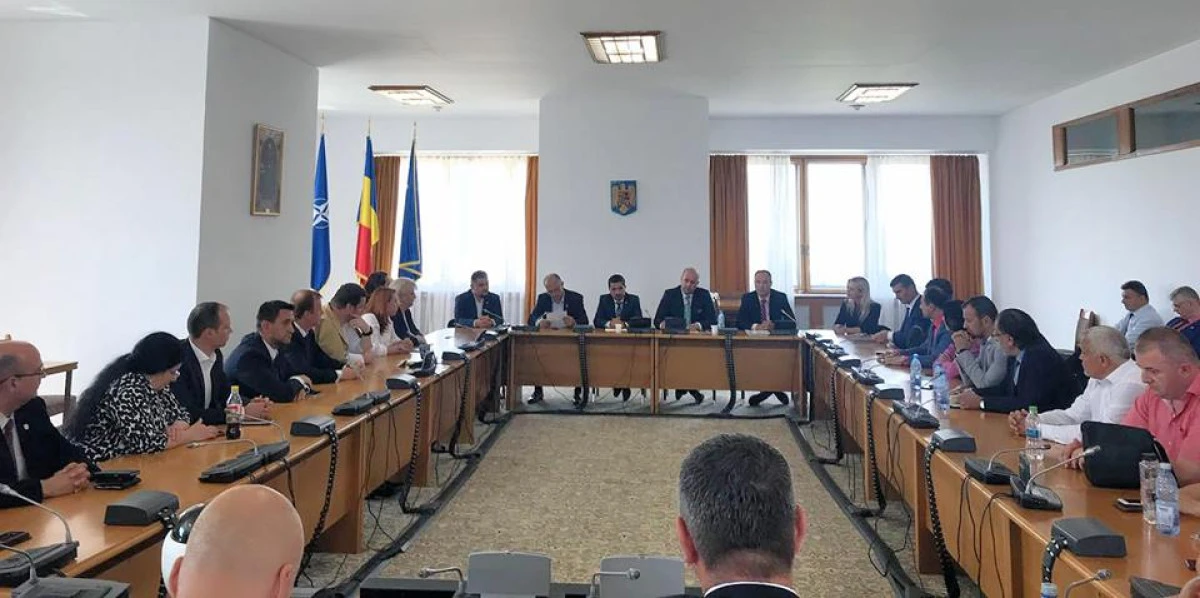 Deputatul Dorel Căprar a primit Placheta de Onoare a Colegiului Naţional de Afaceri Interne