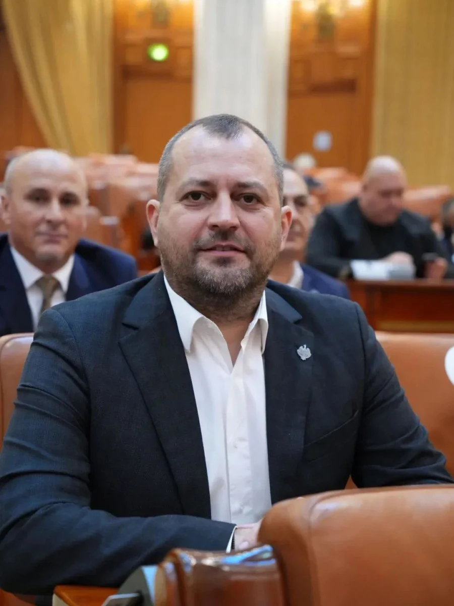 Deputatul Răzvan Cadar: Bibarț a creat false așteptări cu privire la transportul gratuit în Arad