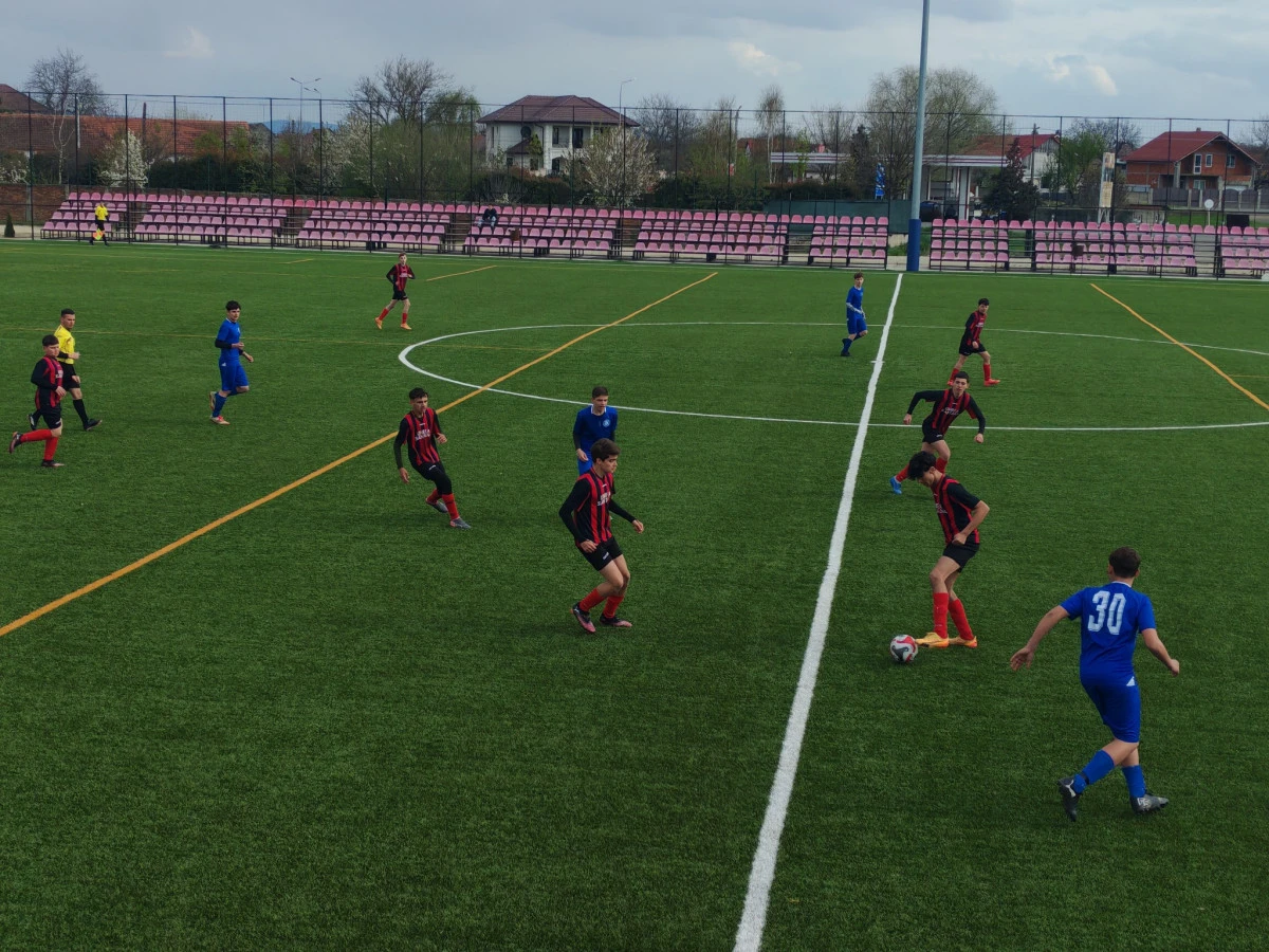 Derby în podgorie, în Liga a IV-a Arad la fotbal. Liderul are misiune facilă la Pecica