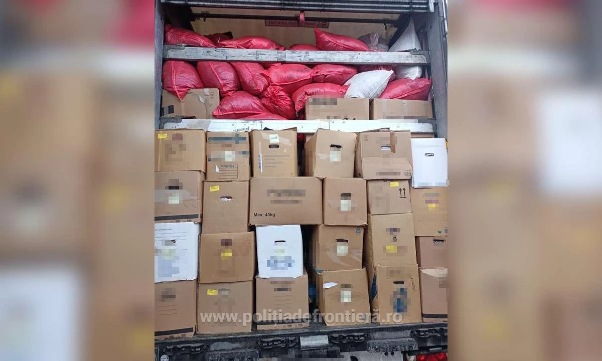 Deşeuri din Suedia, oprite la Nădlac II și Borș II. Peste 26 tone de îmbrăcăminte și mobilă second-hand