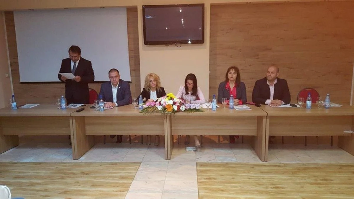 DEZBATERE PE TEMA DEZVOLTĂRII TURISMULUI ARĂDEAN, ORGANIZATĂ LA MONEASA