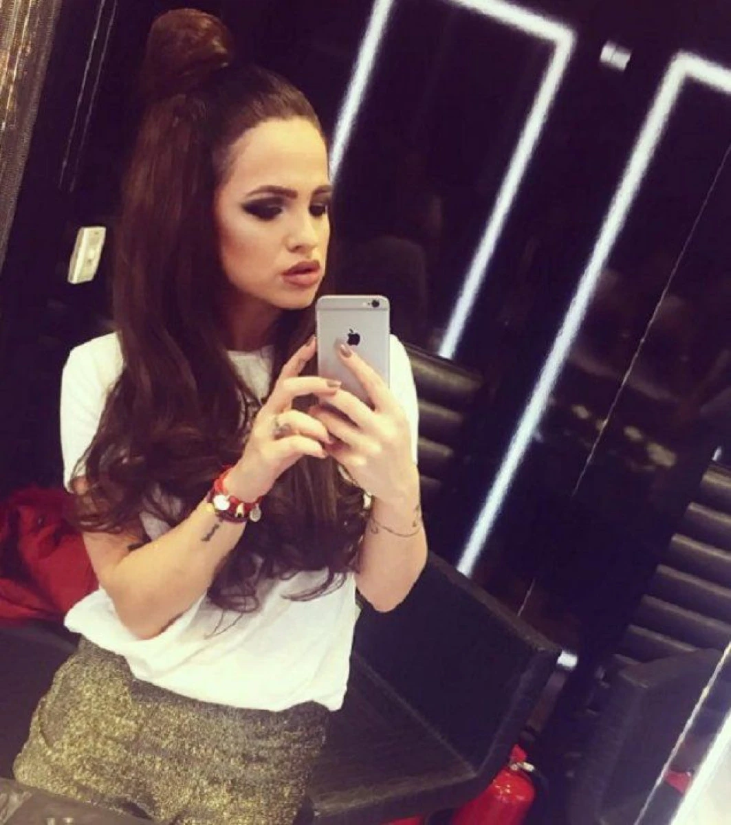 DIANA GURESOAIE SE CONFESEAZA, DUPA SCANDALUL "PROSTITUTIE IN SHOWBIZ": AM AVUT UN AN GROAZNIC"
